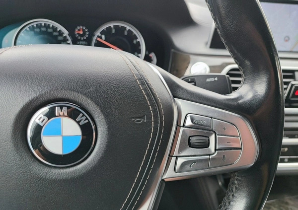BMW Seria 7 cena 155000 przebieg: 125515, rok produkcji 2016 z Piotrków Trybunalski małe 781